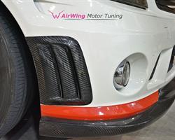 W204 C63 AMG - AirWing Carbon Side Vent grille set