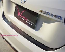 W176 - AirWing style rear bumper carbon upper cover