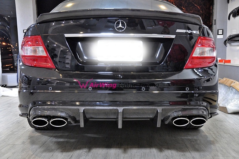 W204 C63 (2007~2011) - AirWing Big Fin style Carbon Rear Diffuser 3