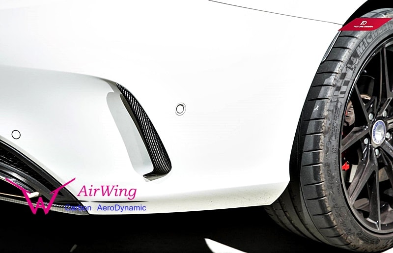 W205 C63 – AMG style Carbon Rear Vent Adhering 01