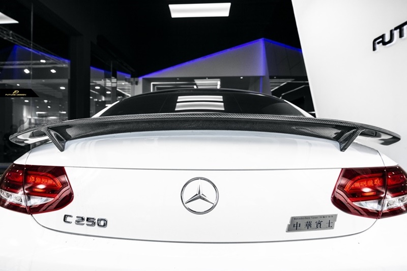 W205 C63 Coupe - RennTech style Carbon Trunk Spoiler 03